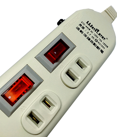 台灣 4孔位 帶開關 過載保護 AC延長線 15A 125V
